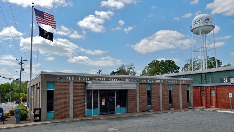 Boiling Springs, North Carolina Post Office image. Click for full size.