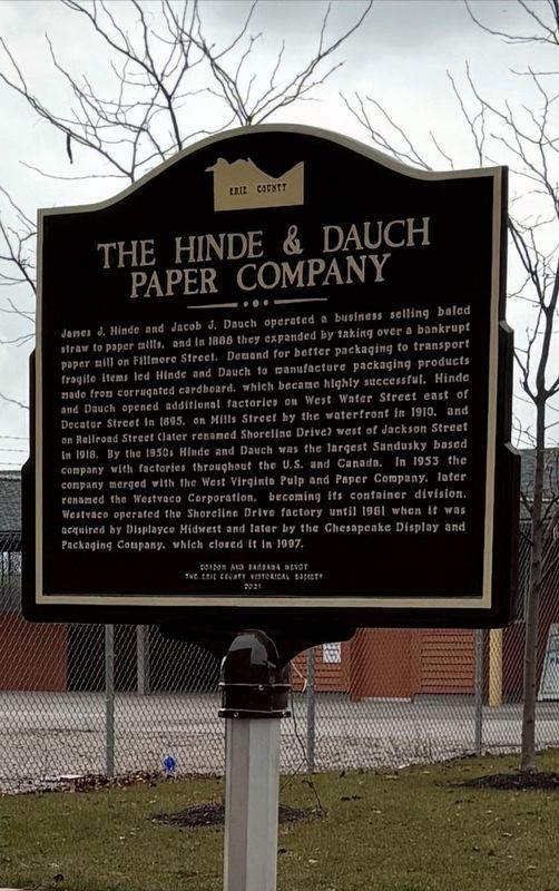 The Hinde & Dauch Paper Company side of the marker image. Click for full size.