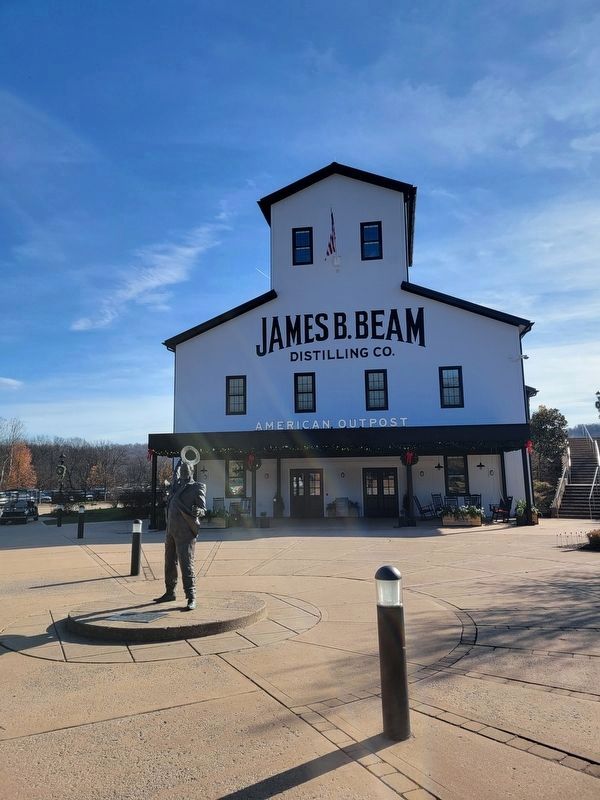 Jim Beam Statue and Marker image. Click for full size.