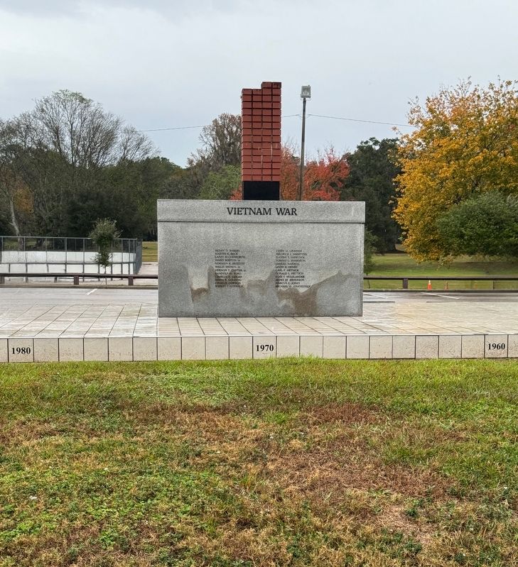Vietnam War Memorial image. Click for full size.