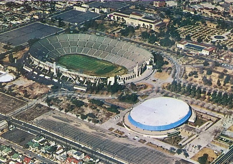 Postcard, circa 1970 image. Click for full size.