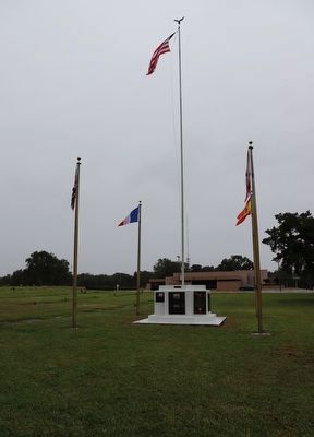 Women Veterans Memorial image. Click for full size.