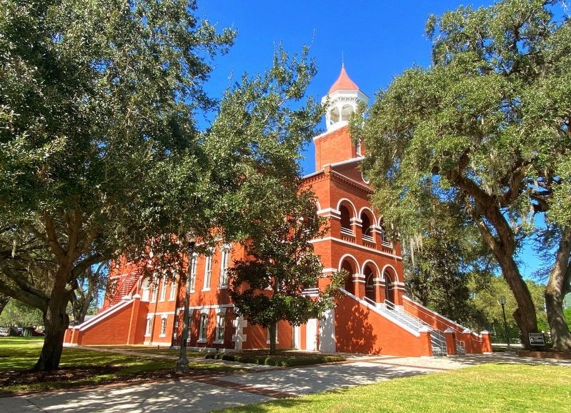 Osceola County Courthouse Marker. Click for full size. Osceola County Courthouse Marker image. Click for full size.