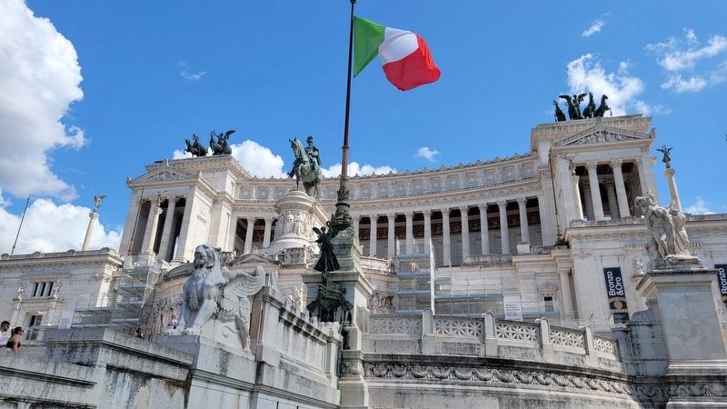 Closeup of the Vittoriano. Click for full size. Closeup of the Vittoriano image. Click for full size.