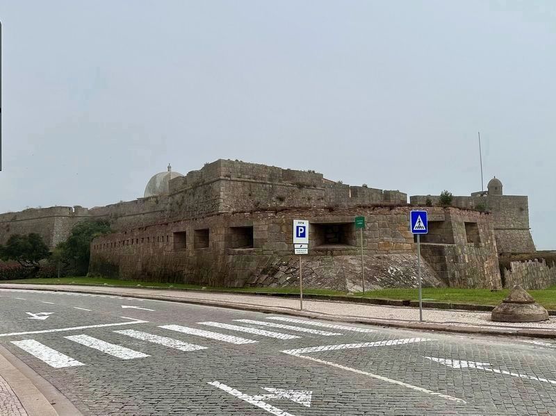North end of fortress image. Click for full size.