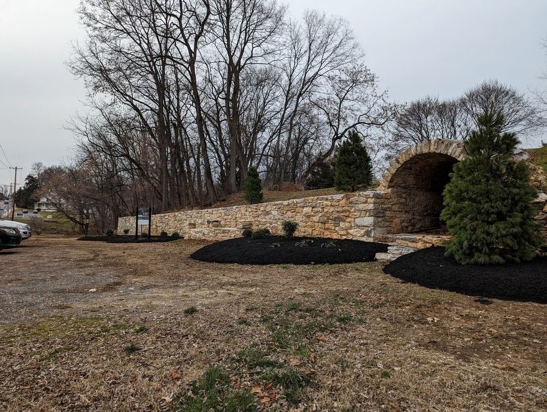 The Stone Wall Marker. Click for full size. The Stone Wall Marker image. Click for full size.