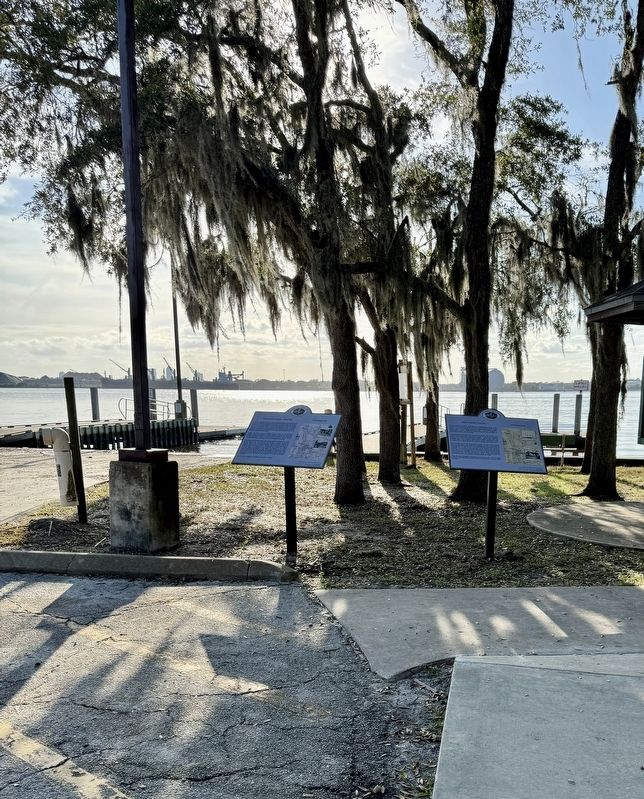 Historic McNeil Plantation - Reddy Point Marker (left) image. Click for full size.