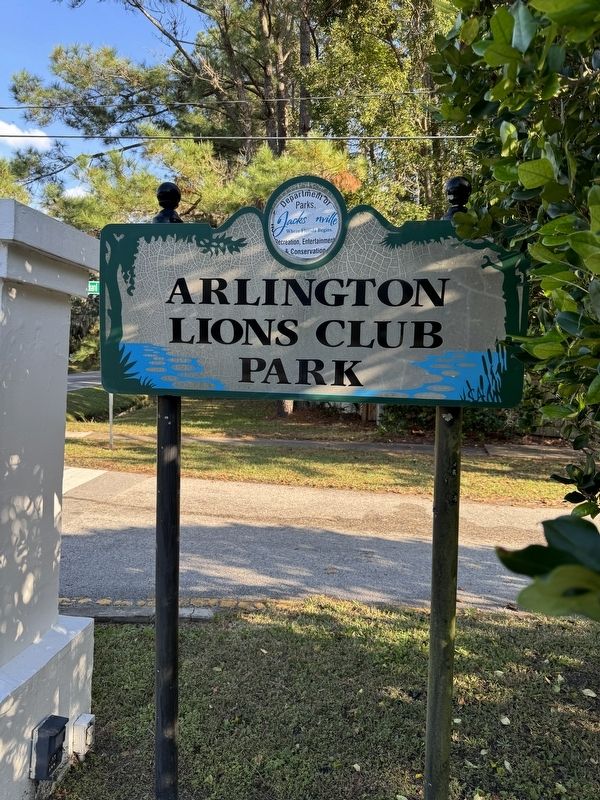 Arlington Lions Club Park Sign image. Click for full size.