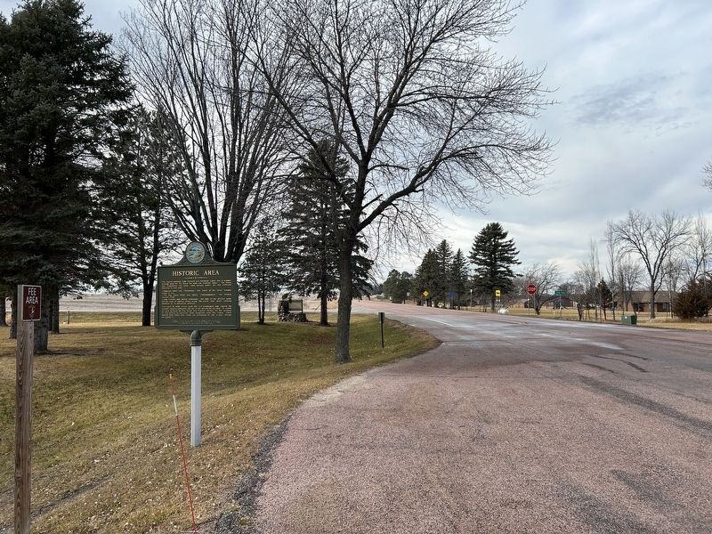 Historic Area Marker, from the east image. Click for full size.
