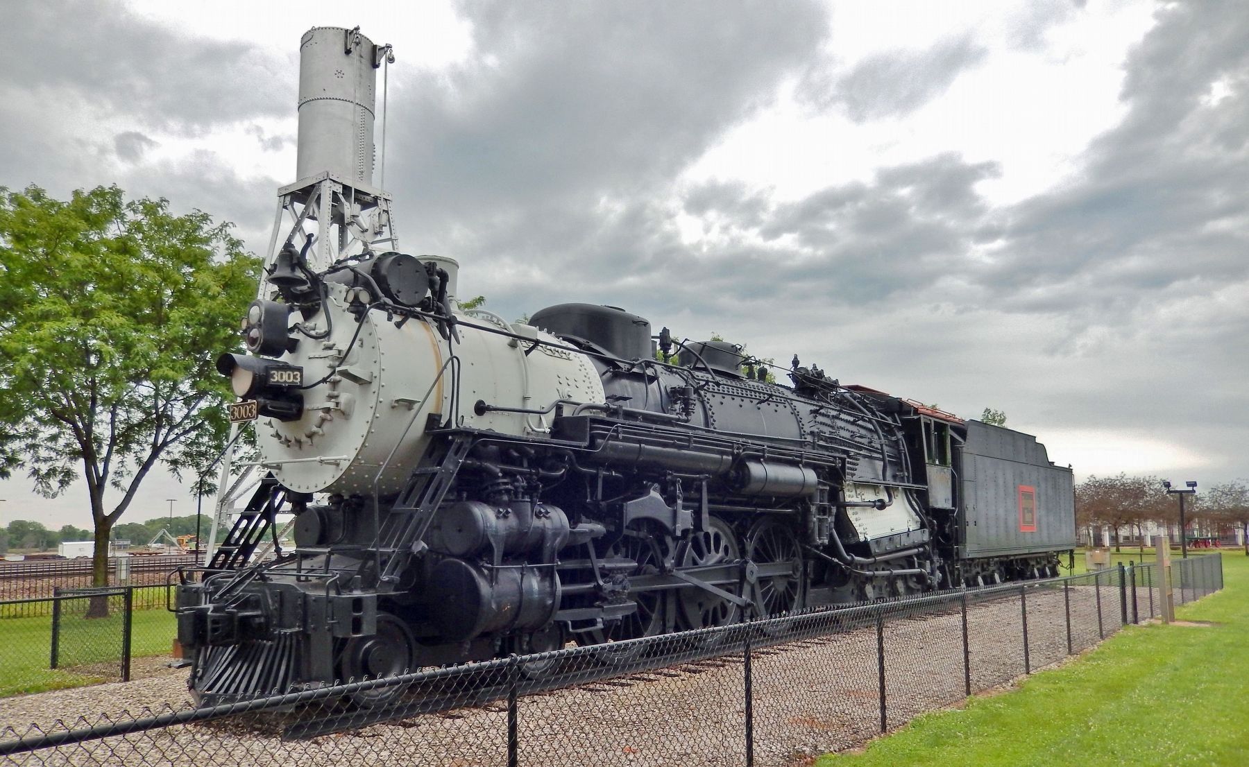 Engine No. 3003 & Sand Tower image. Click for full size.
