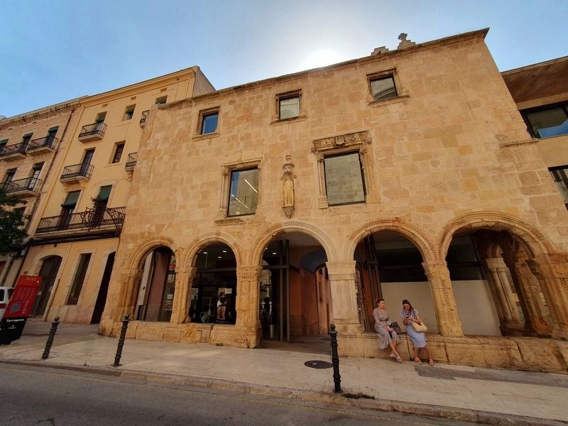 Hospital de Santa Tecla and Marker image. Click for full size.