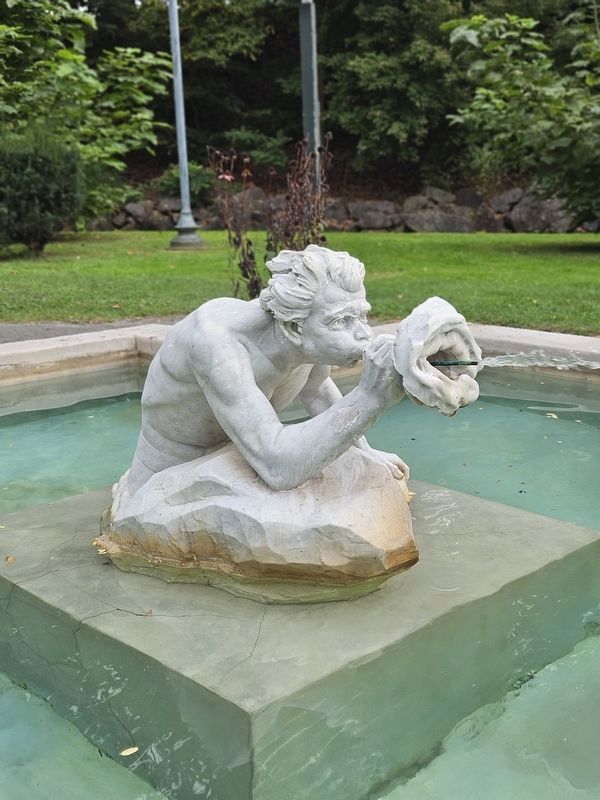 The Italian Renaissance Gardens Statue image. Click for full size. The Italian Renaissance Gardens Statue image image. Click for full size.