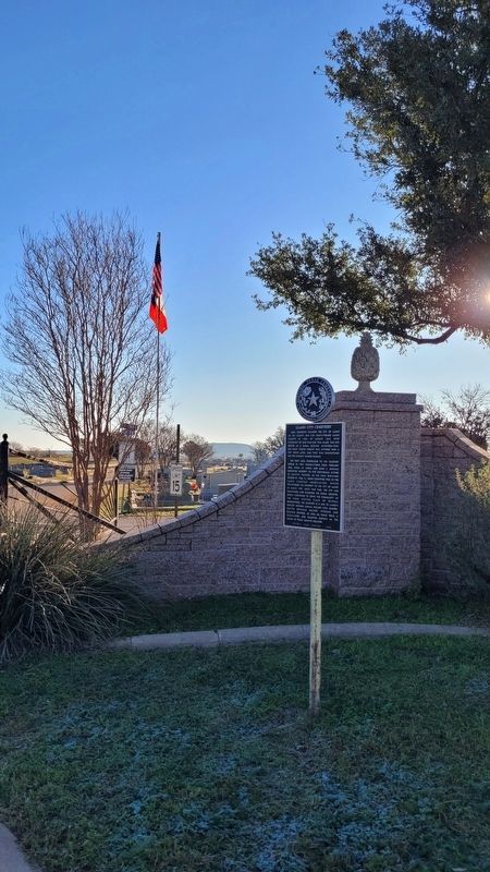 The Llano City Cemetery and Marker image. Click for full size.