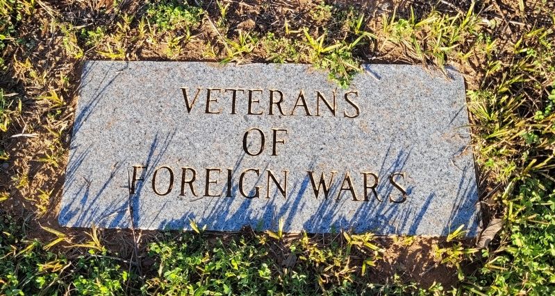 Llano Flagpole Memorial image. Click for full size.