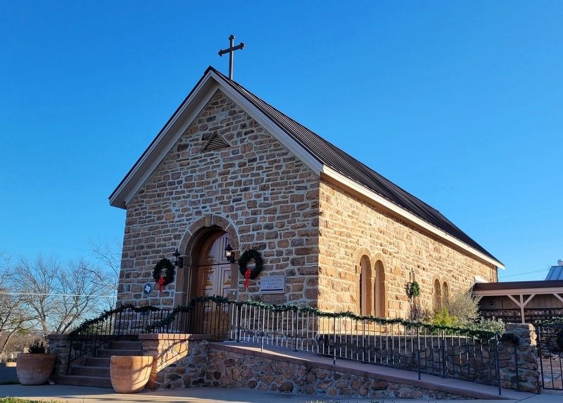 The view of the Grace Episcopal Church and Marker from the street image. Click for full size.