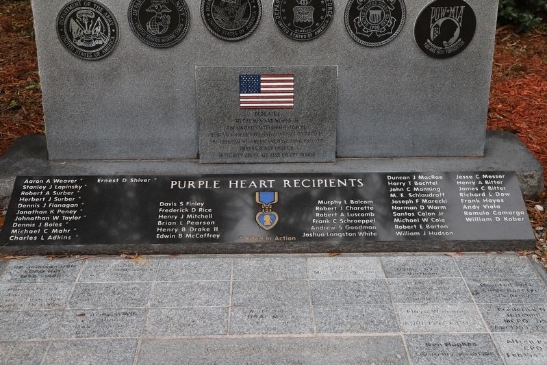 Old Homosassa Veterans Memorial image. Click for full size.