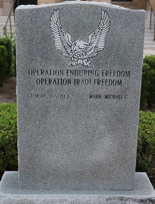 Bushnell Veterans Memorial image. Click for full size.