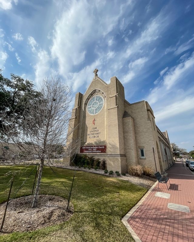 A&M United Methodist Church image. Click for full size.