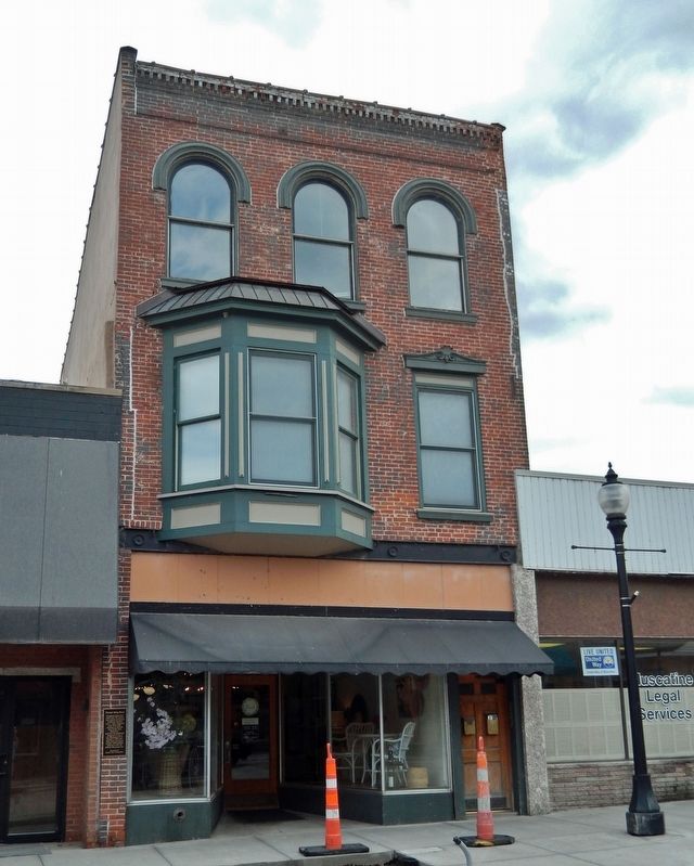 Pioneer Drug Store Site image. Click for full size.