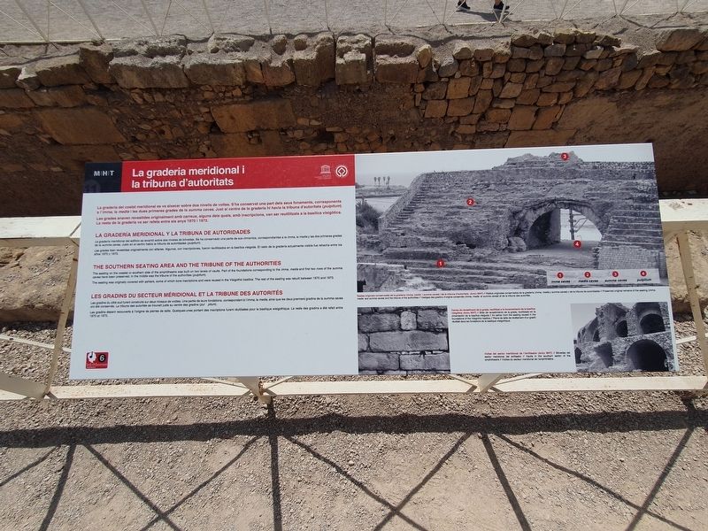 La graderia meridional i la tribuna d'autoritats Marker image. Click for full size.