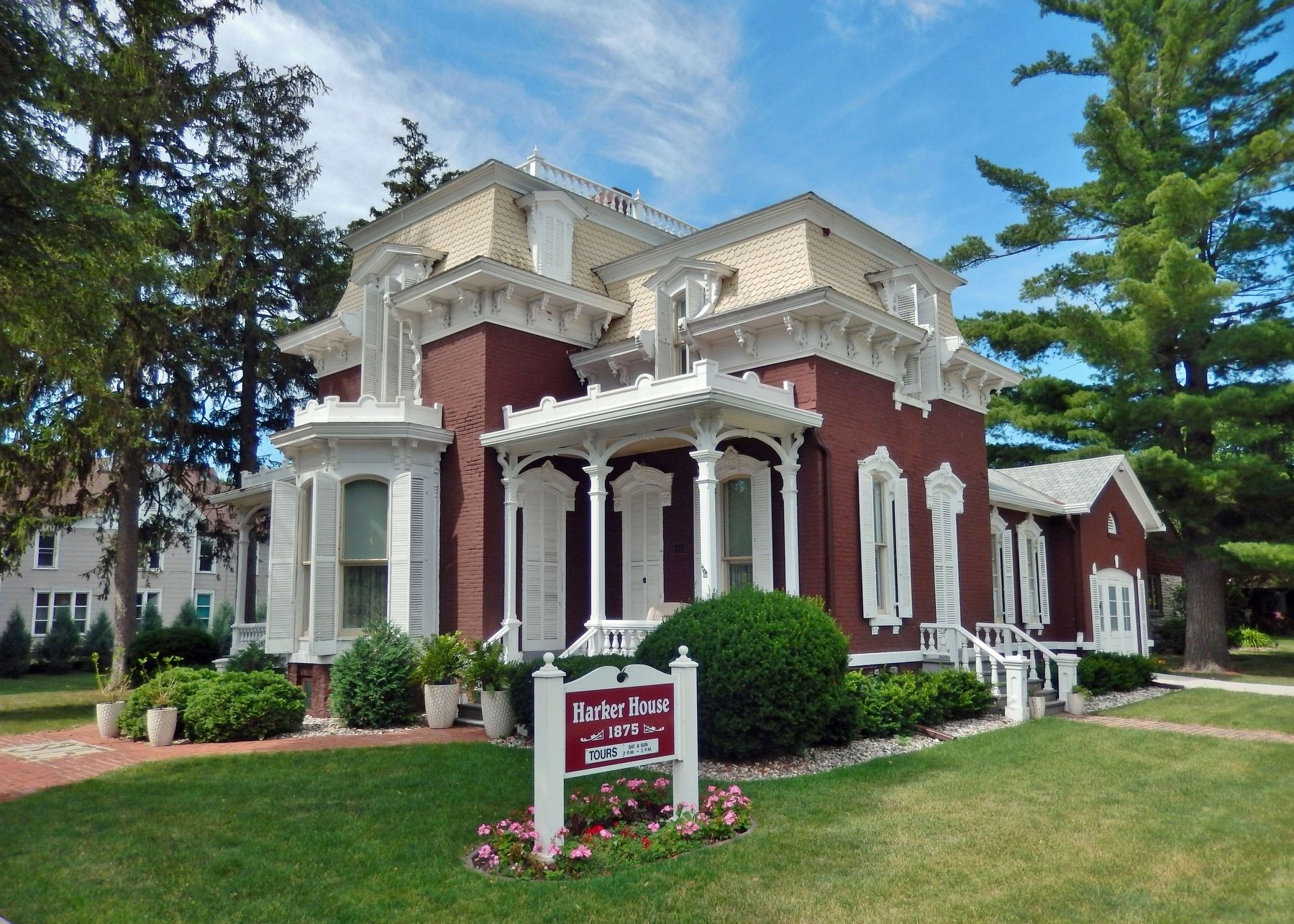 Harker House (<i>northeast elevation</i>) image. Click for full size.