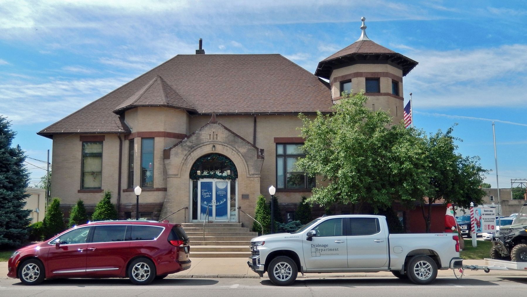 Storm Lake Public Library (<i>north/front elevation</i>) image. Click for full size.