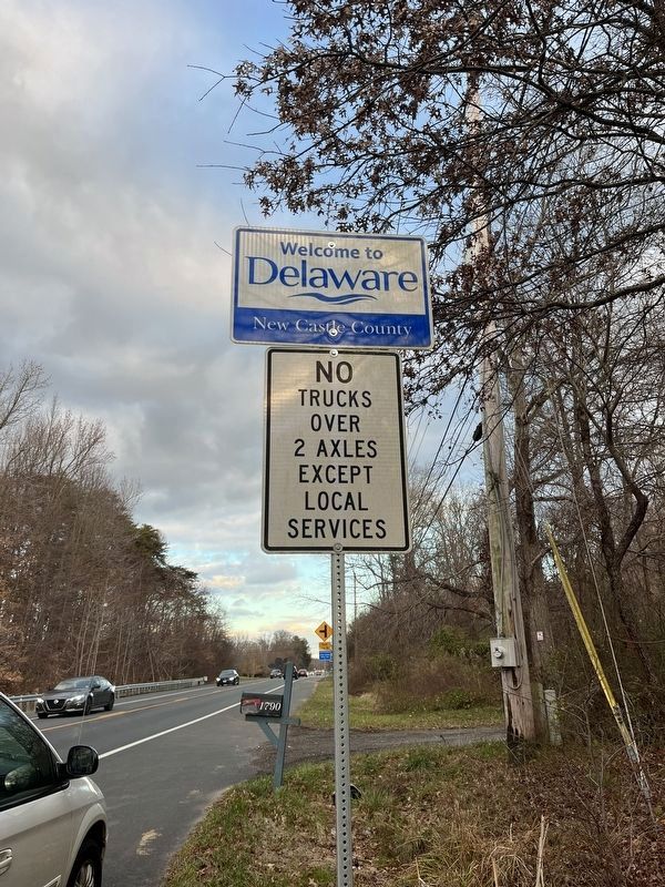 Adjacent "Welcome to Delaware" Sign image. Click for full size.