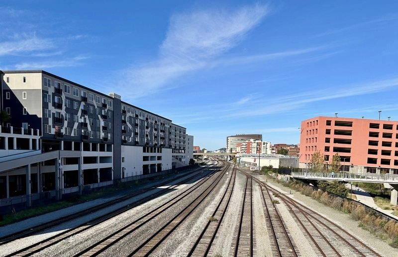 View north from South Bayfront Bridge (approx. 100 feet west of marker) image. Click for full size.