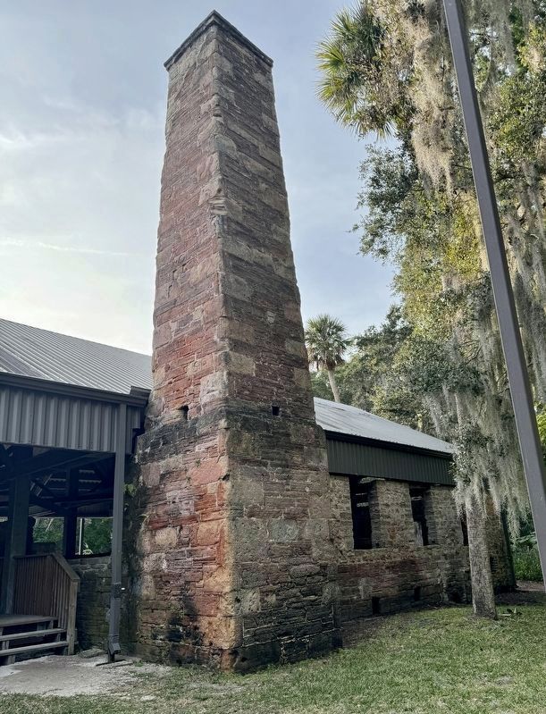 The Dunlawton Sugar Factory chimney image. Click for full size.