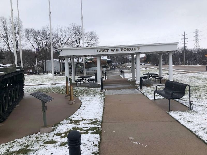 Veterans Memorial Park image. Click for full size.