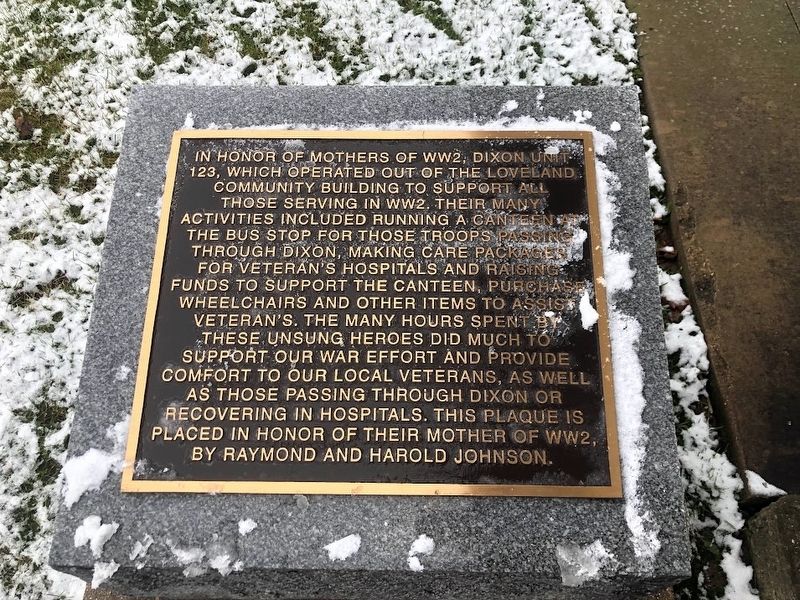 Mothers of World War II, Dixon Unit 123 Marker image. Click for full size.