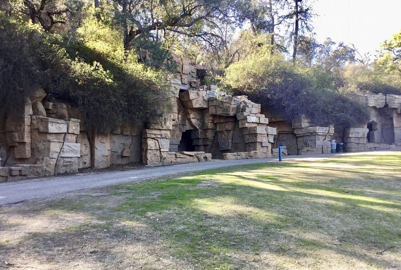 Old Zoo Enclosures image. Click for full size.
