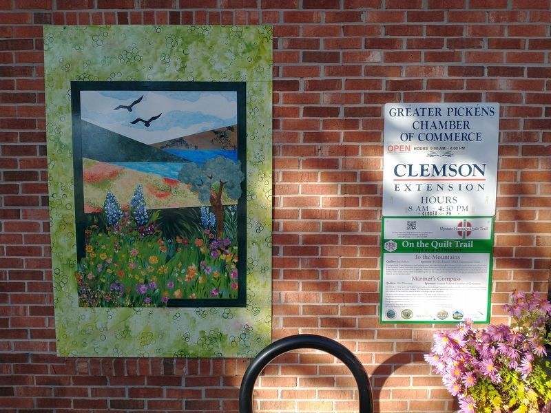 To the Mountains / Mariner's Compass Marker image. Click for full size.