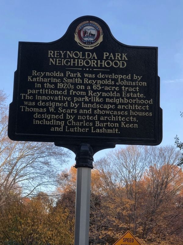 Reynolda Park Neighborhood Marker image. Click for more information.