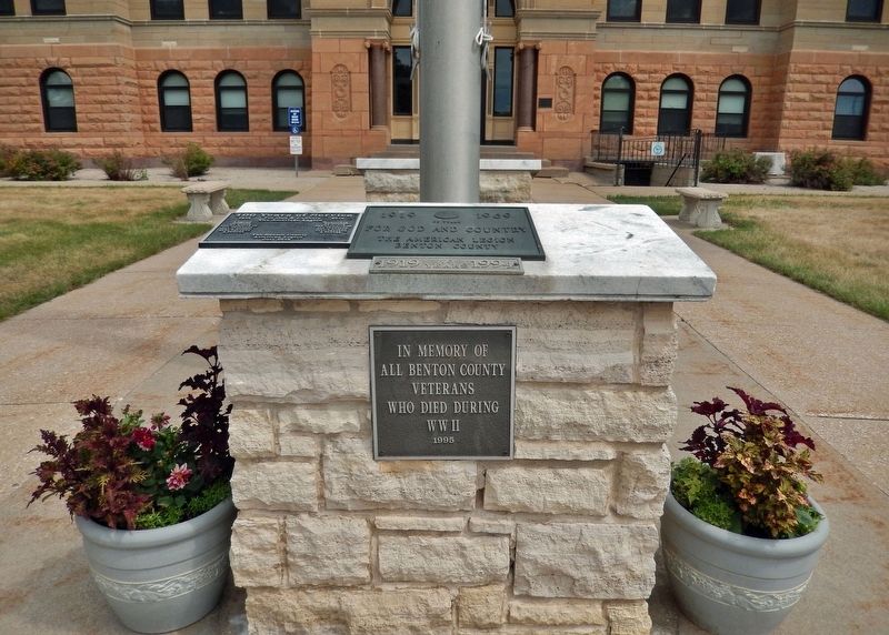 Benton County World War II Veterans Memorial image. Click for full size.