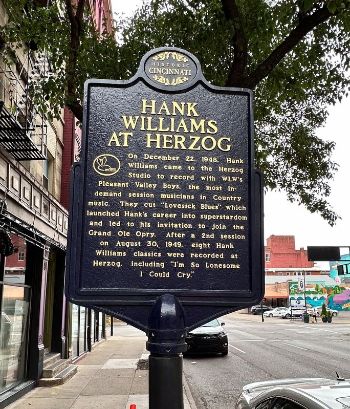Hank Williams at Herzog side of marker image. Click for full size.