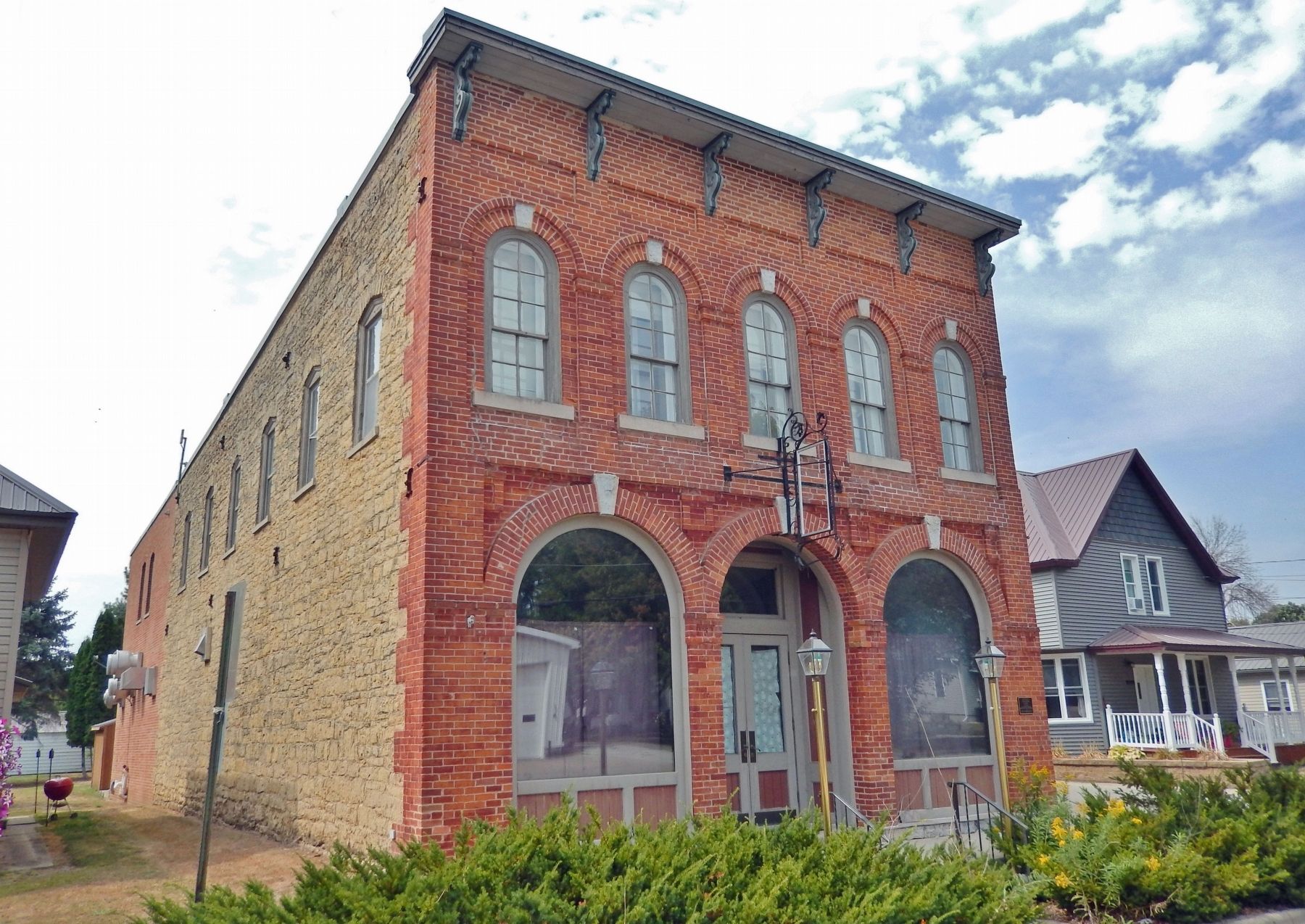 Wenzil Taylor Building (<i>southeast elevation</i>). Click for full size. Wenzil Taylor Building (<i>southeast elevation</i>) image. Click for full size.