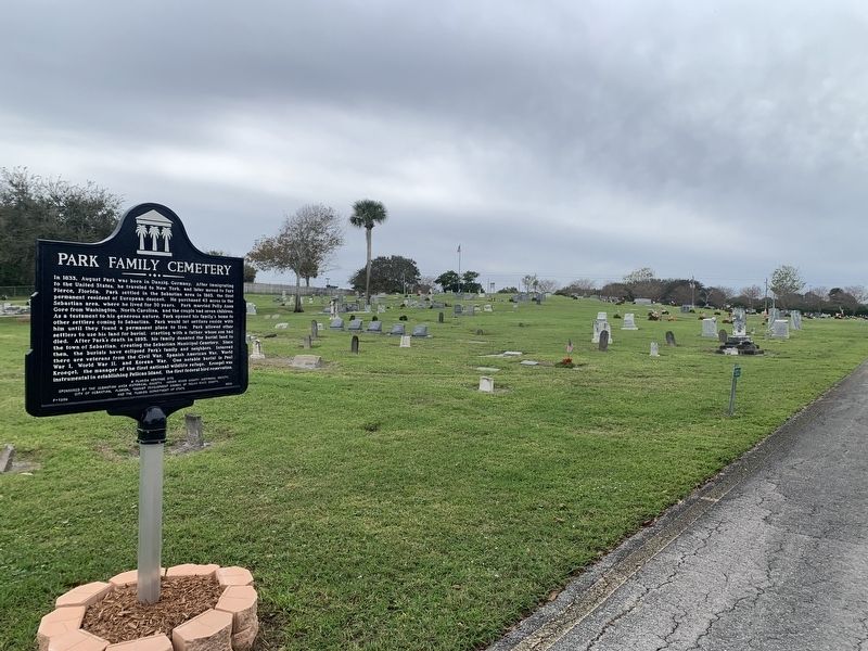 Park Family Cemetery Marker & Cemetery image. Click for full size.