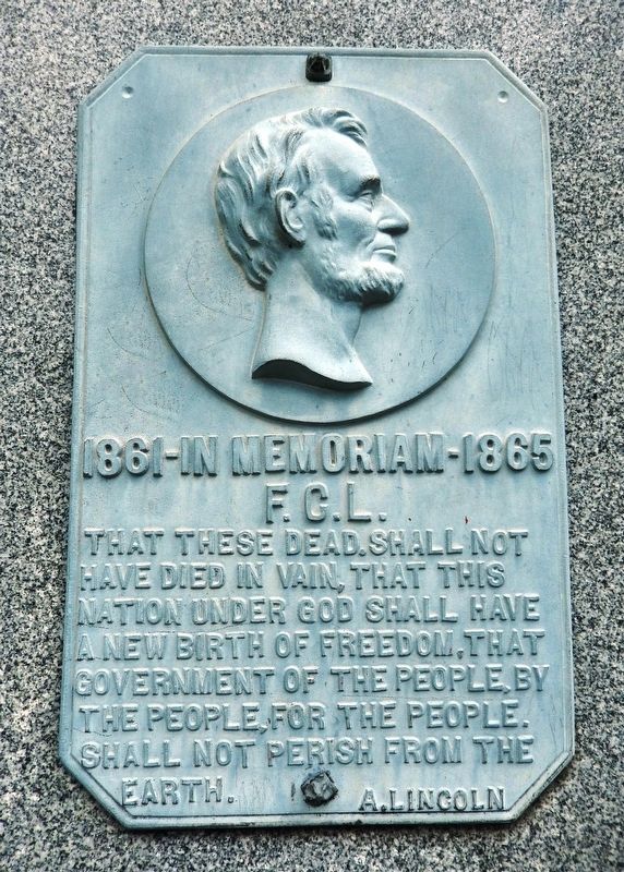 Marion Civil War Memorial<br>(<i>south side</i>) image. Click for full size.