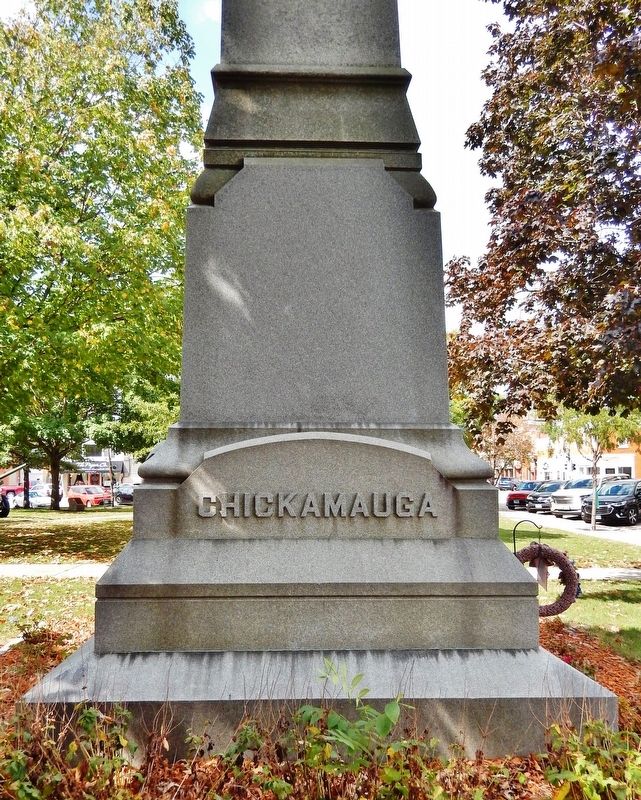 Grundy County Civil War Memorial<br>(<i>east side</i>) image. Click for full size.
