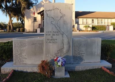 Viet Nam War Dead of Marion County Marker image. Click for full size.