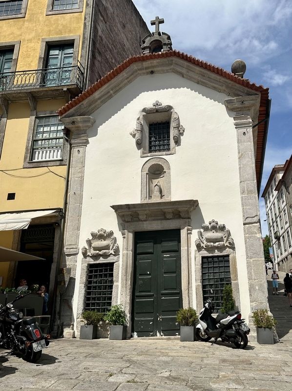 �Senhora do Ӕ Chapel and Marker image. Click for full size.
