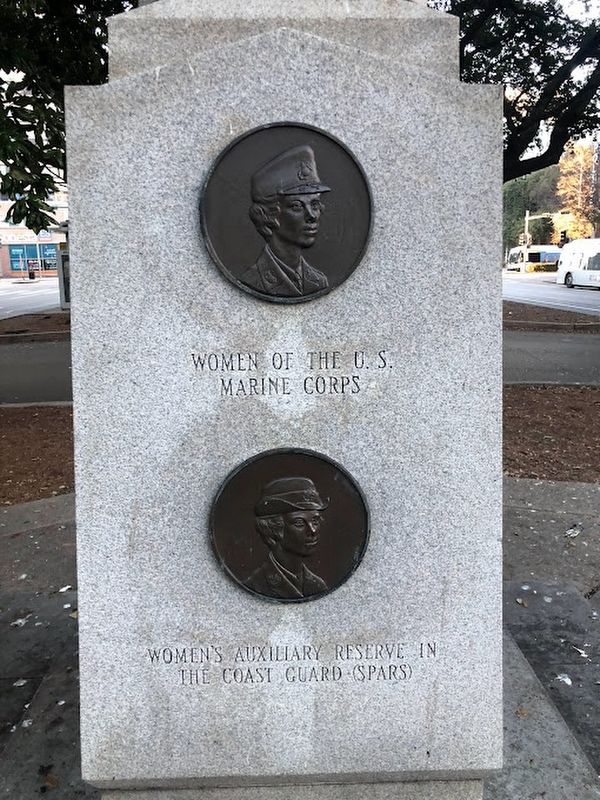 Military Women's National Monument image. Click for full size.