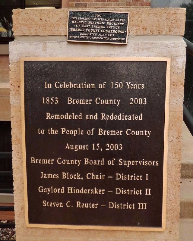 Bremer County Courthouse Marker(s) image. Click for full size.
