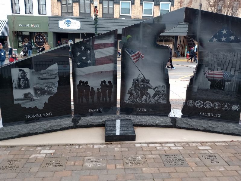 Gold Star Families Memorial Monument. Click for full size. Gold Star Families Memorial Monument image. Click for full size.