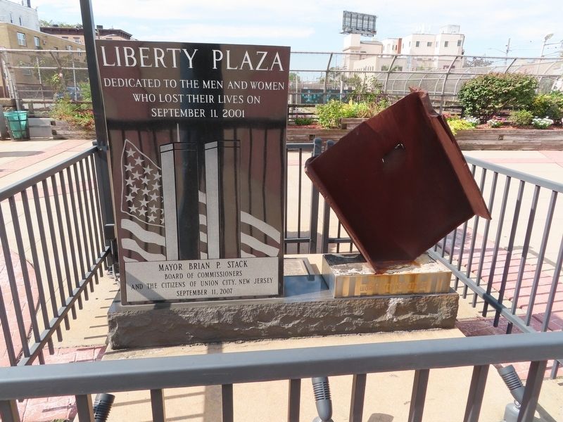 Liberty Plaza 9/11 Memorial image. Click for full size.