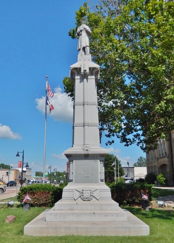 Soldiers, Sailors and Marines Monument (<i>west side</i>). Click for full size. Soldiers, Sailors and Marines Monument (<i>west side</i>) image. Click for full size.