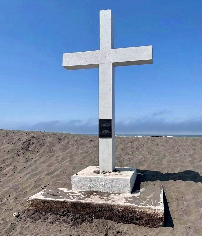 Centerville Beach Cross and Marker. Click for full size. Centerville Beach Cross and Marker image. Click for full size.