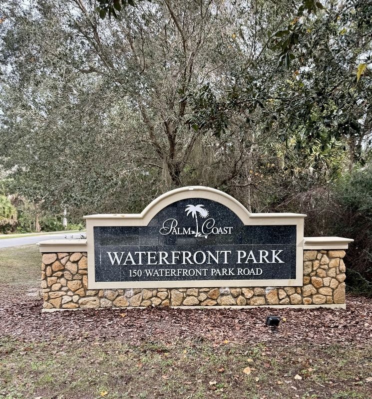 Waterfront Park Sign image. Click for full size.