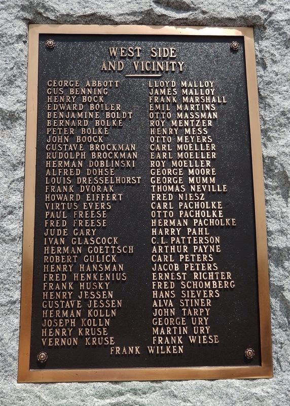World's War Soldiers Memorial<br>(<i>south side</i>) image. Click for full size.